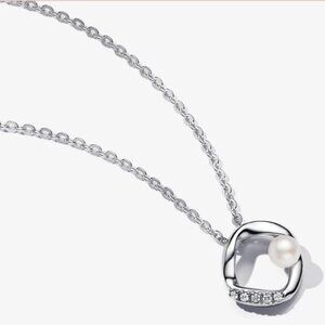Pandora Pearl Collier